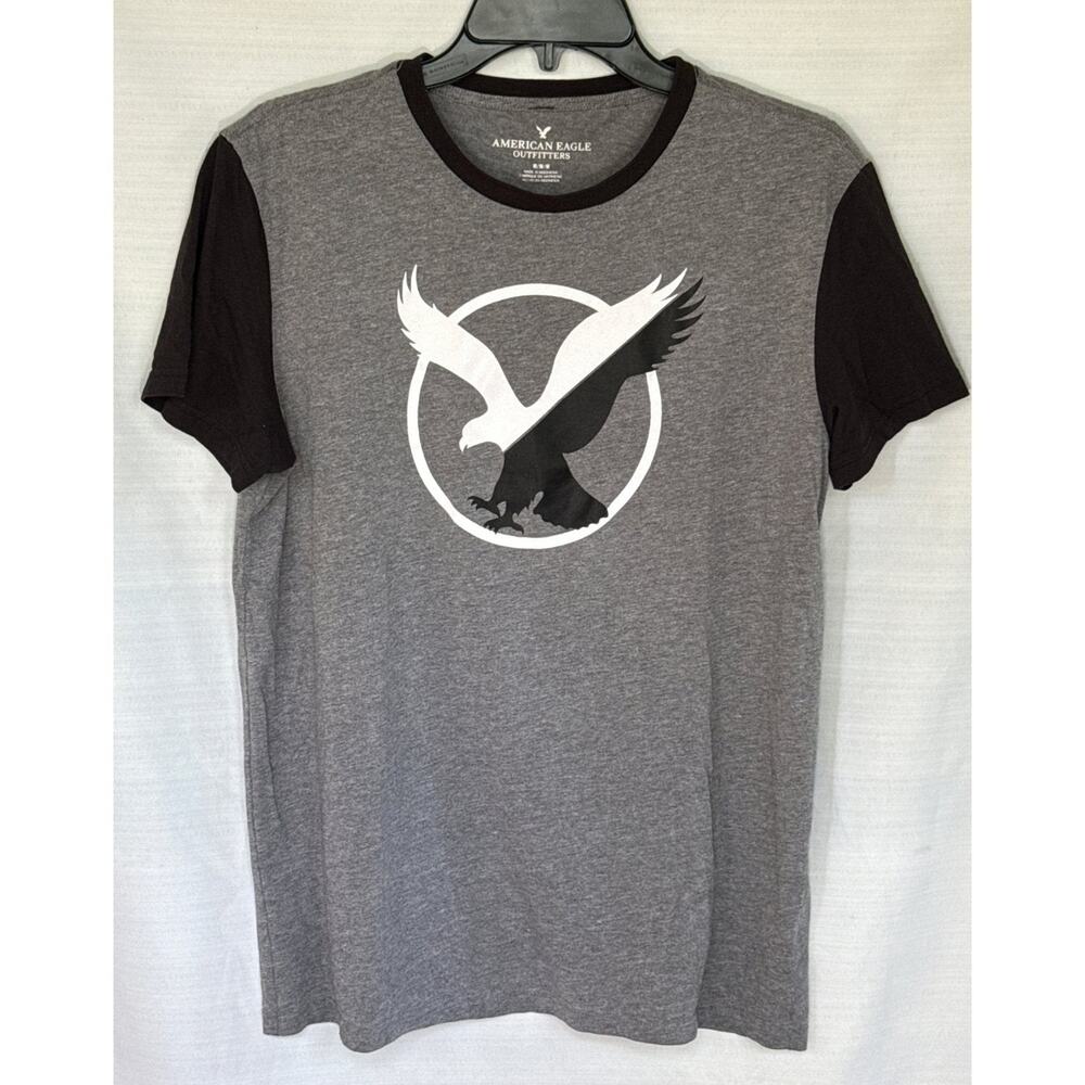 American Eagle Men’s Medium Gray Black Eagle Graphic T-Shirt